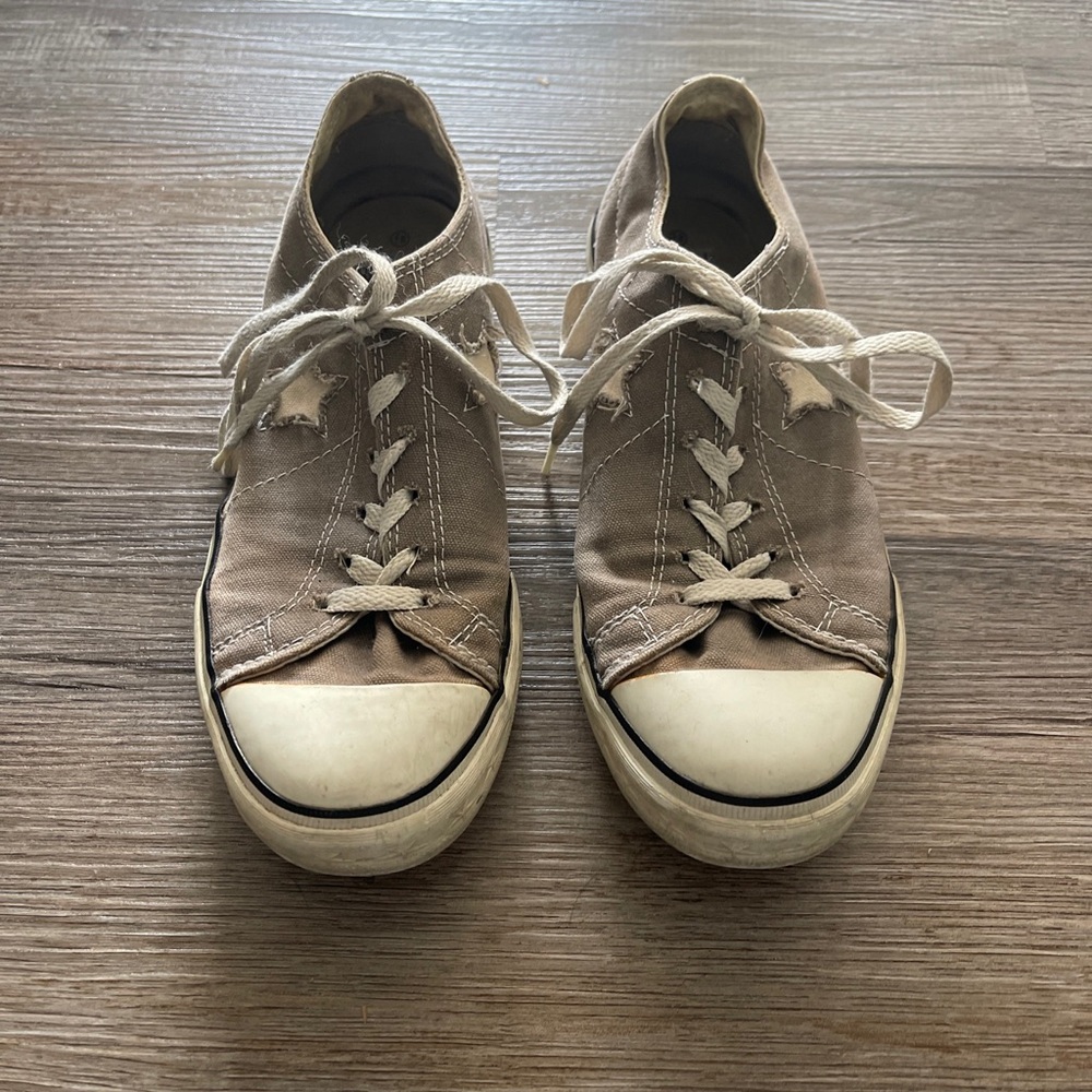 Converse Women’s Chuck Taylor One Star Y2K Gray Canvas Shoes Sneakers Sz 8.5 US
